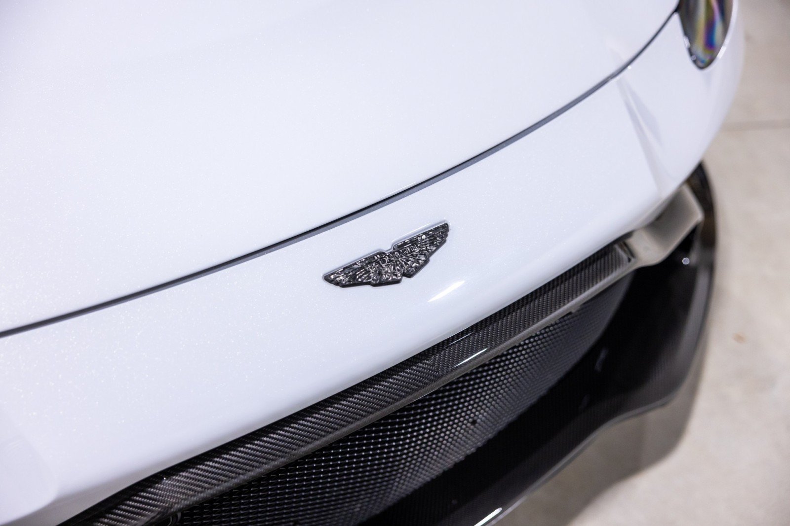 Used 2019 Aston Martin V8 Vantage Coupe RWD image 26