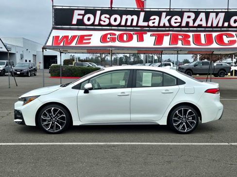 Used 2020 Toyota Corolla SE image 8