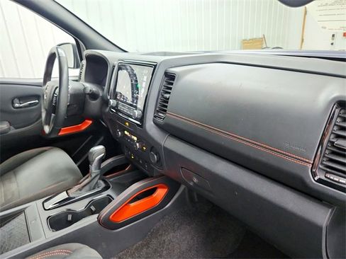 Used 2022 Nissan Frontier Pro-X image 36