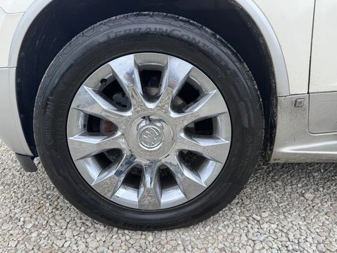 Used 2010 Buick Enclave CXL image 10