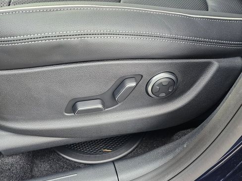 New 2026 Genesis GV70 2.5T Advanced image 33