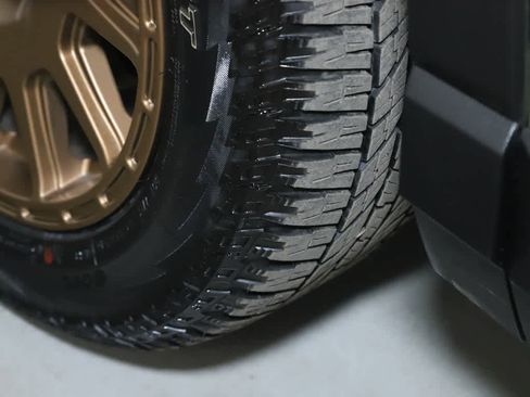 Certified 2024 Subaru Forester Wilderness w/ Convenience Package image 40