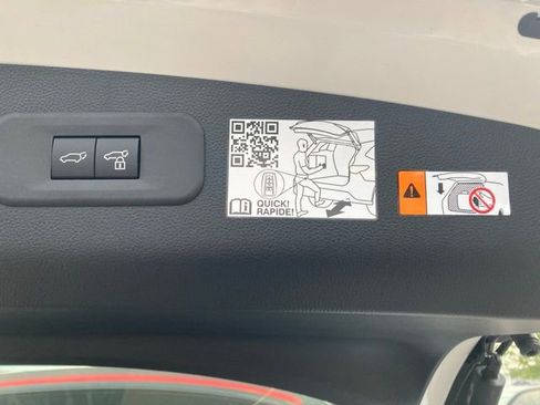 New 2025 Toyota Crown Signia image 8