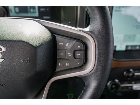 Used 2024 Ford Bronco Outer Banks image 12