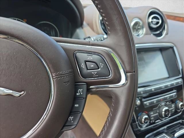 Used 2016 Jaguar XJ L Portfolio AWD/4WD image 19
