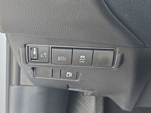 Used 2026 Toyota Corolla Cross AWD Hybrid image 26