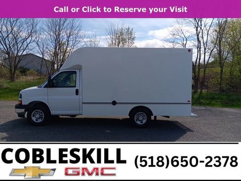New 2025 Chevrolet Express 3500 w/ Power Convenience Package image 9