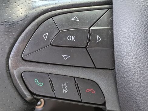 Used 2017 Dodge Challenger SXT RWD image 22