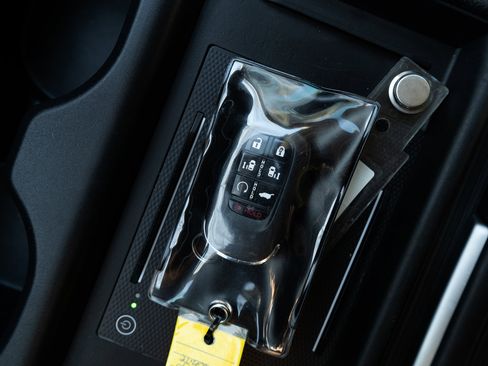 Used 2025 Honda Odyssey Touring image 52