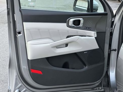 Used 2024 Kia Sorento SX Prestige image 16