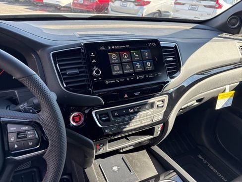 New 2026 Honda Ridgeline Black Edition image 17