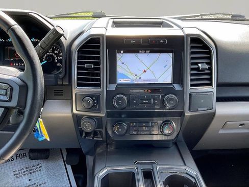 Used 2019 Ford F150 XLT w/ Equipment Group 302A Luxury AWD/4WD image 11
