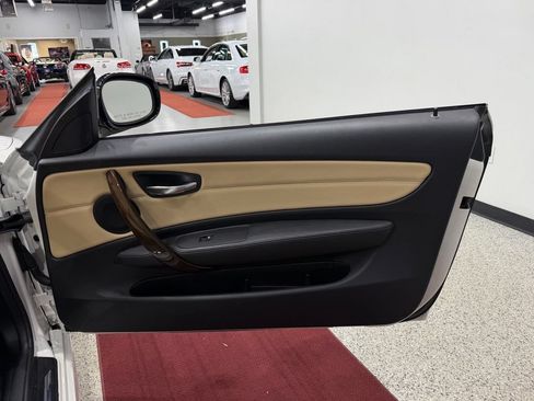 Used 2012 BMW 128i Convertible RWD image 28