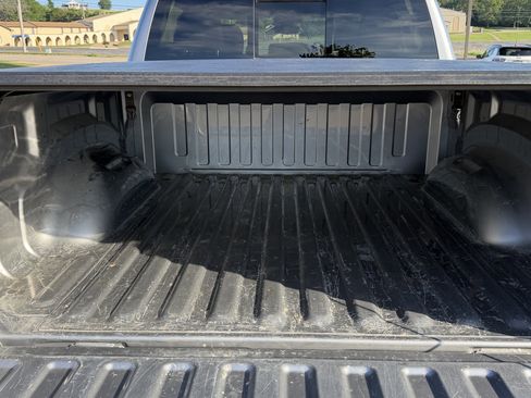 Used 2021 RAM 1500 Big Horn AWD/4WD image 9