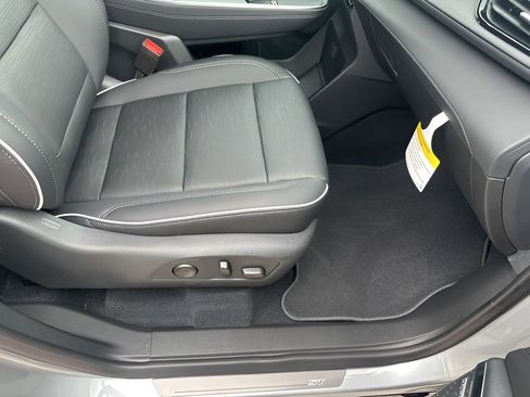 New 2025 Buick Enclave Sport Touring w/ Super Cruise Package image 16