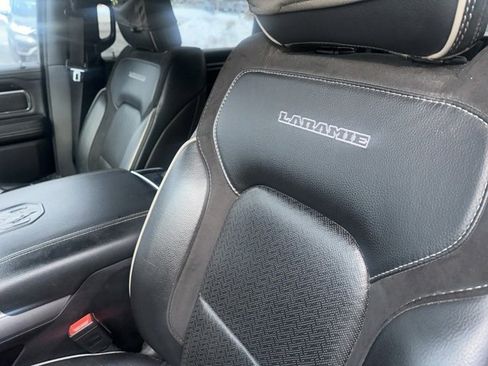 Used 2022 RAM 1500 Laramie w/ Sport Appearance Package image 8