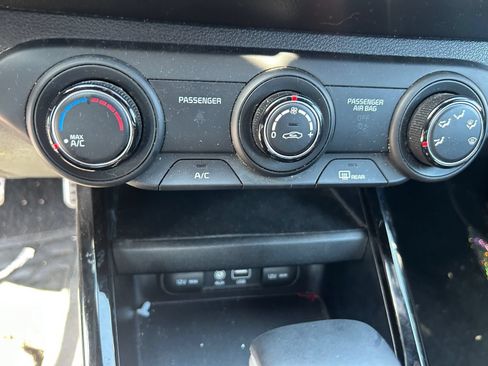 Used 2020 Kia Forte GT-Line FWD image 14