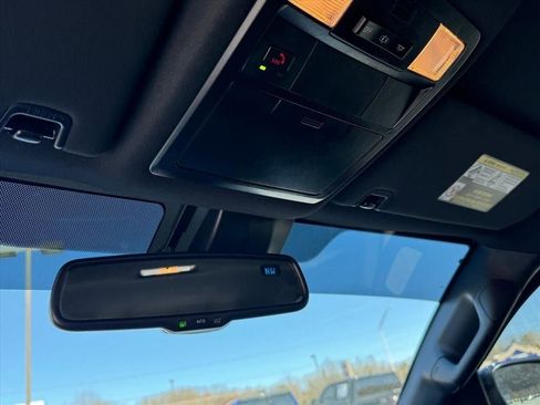 Used 2022 Toyota Tacoma TRD Sport w/ Technology Package image 29