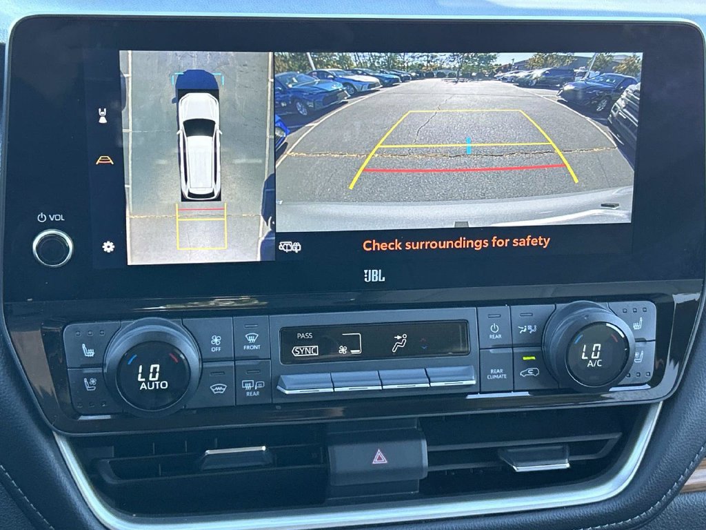 Used 2024 Toyota Grand Highlander AWD image 39
