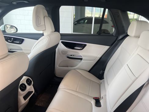 Certified 2025 Mercedes-Benz GLC 300 image 23