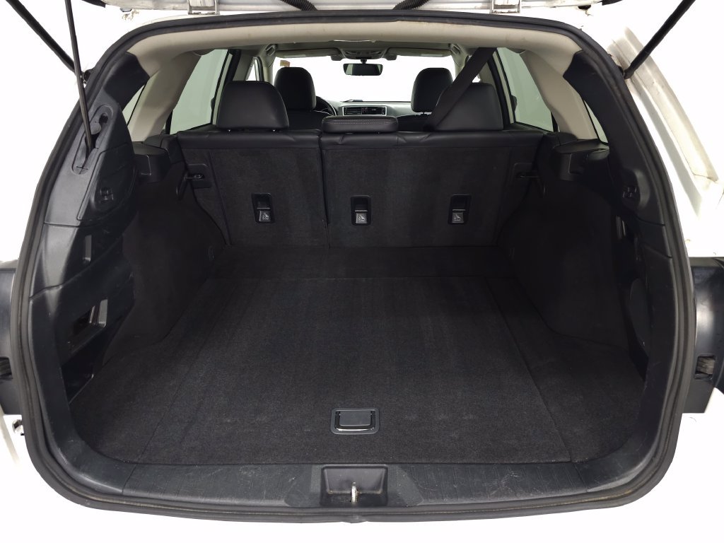 Used 2019 Subaru Outback 3.6R Limited AWD/4WD image 7