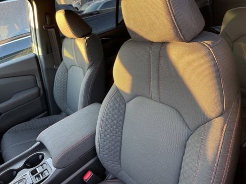 New 2025 Honda Pilot Sport image 10