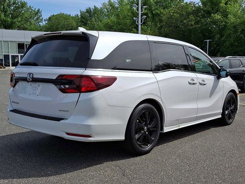 Used 2023 Honda Odyssey Sport image 6