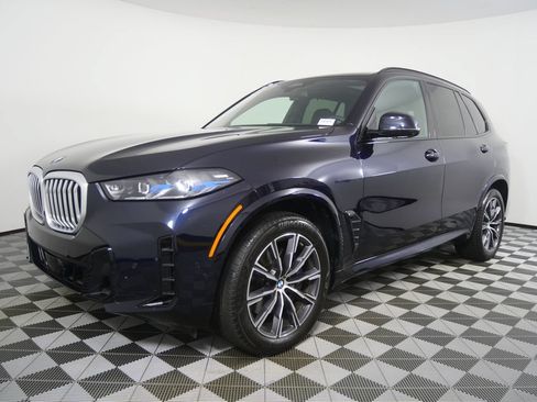 Certified 2026 BMW X5 xDrive40i AWD/4WD image 7