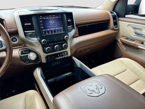 Used 2020 RAM 1500 Laramie RWD image 22