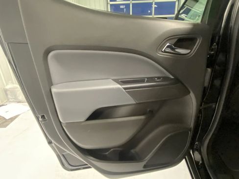 Used 2021 Chevrolet Colorado Z71 w/ Safety Package image 12