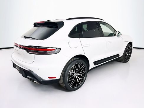 New 2026 Porsche Macan image 9