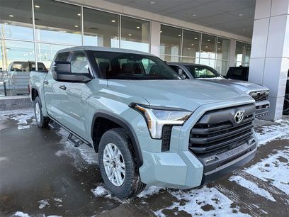 New 2026 Toyota Tundra SR5 w/ SR5 Convenience Package