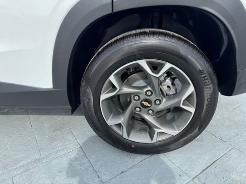 New 2026 Chevrolet Trax LT w/ Driver Confidence Package image 3