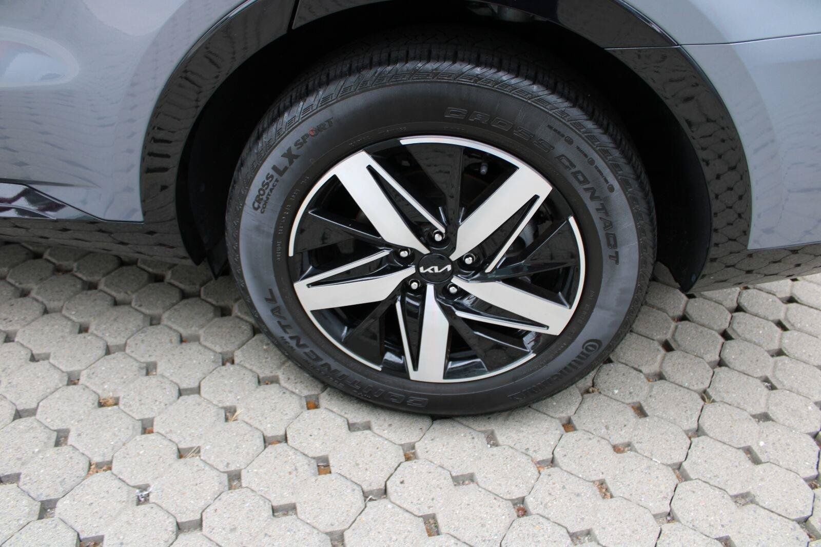 Used 2023 Kia Sorento S w/ Panoramic Sunroof Package FWD image 15