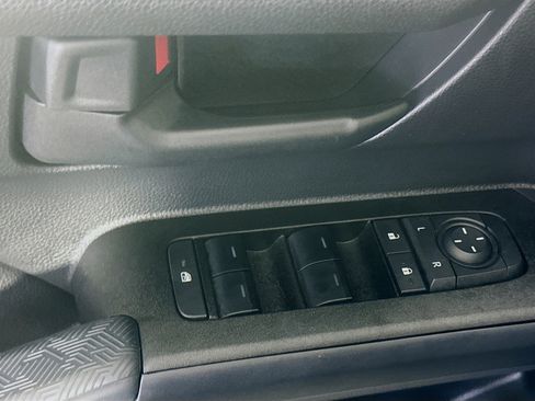 Used 2025 Toyota 4Runner TRD Off-Road AWD/4WD image 15