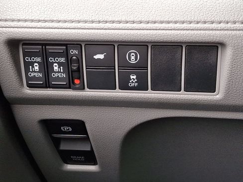 Used 2023 Honda Odyssey EX-L image 22