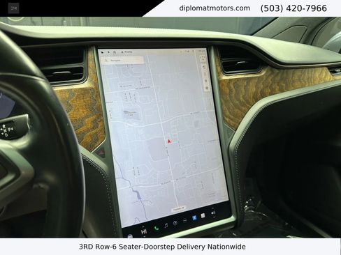 Used 2018 Tesla Model X 75D image 26