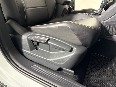Used 2021 Volkswagen Tiguan SEL AWD/4WD image 24