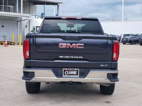 Used 2025 GMC Sierra 1500 SLT RWD image 6