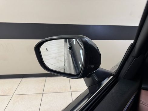 New 2026 Mitsubishi Outlander SEL image 19