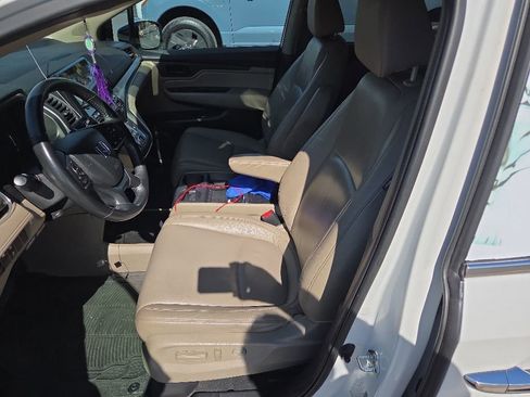 Used 2024 Honda Odyssey EX-L image 4