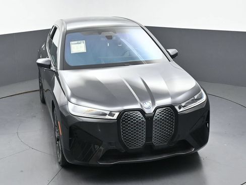 Used 2024 BMW iX xDrive50 w/ Premium Package AWD/4WD image 37