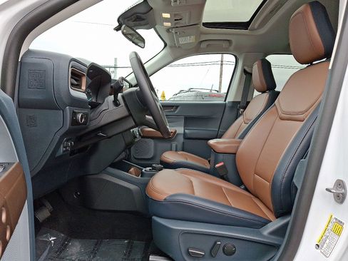 Used 2023 Ford Maverick Lariat w/ Lariat Luxury Package image 14