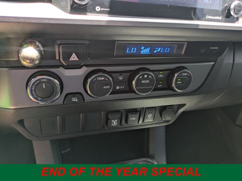 Certified 2022 Toyota Tacoma TRD Off-Road image 17