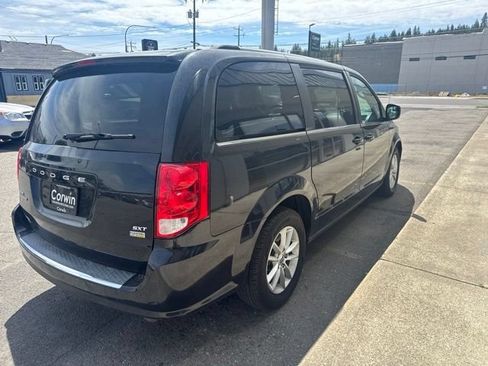 Used 2018 Dodge Grand Caravan SXT FWD image 7