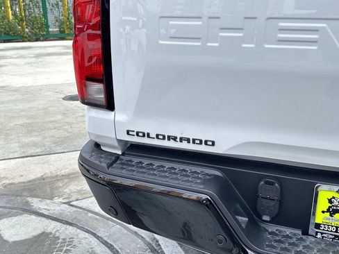 New 2025 Chevrolet Colorado ZR2 w/ Off-Road Front Bumper Package image 5