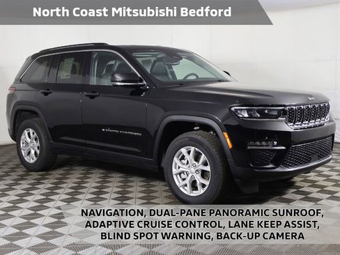 Used 2023 Jeep Grand Cherokee Limited AWD/4WD image 1