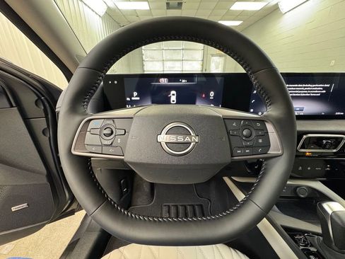New 2026 Nissan Sentra SL w/ Floor Mat Package FWD image 30