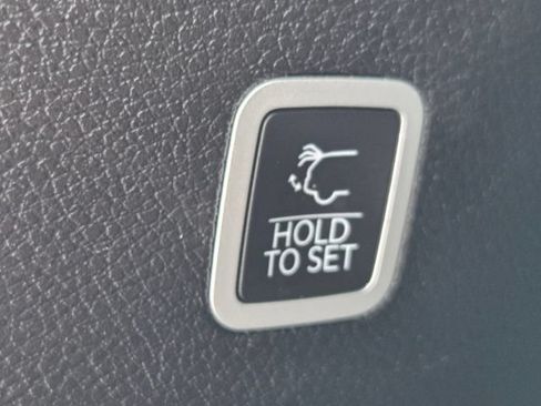 Used 2024 Jeep Wagoneer Series II w/ Flexible Seating Group RWD image 35