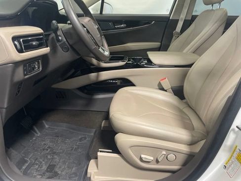 Used 2021 Lincoln Nautilus Reserve AWD/4WD image 8